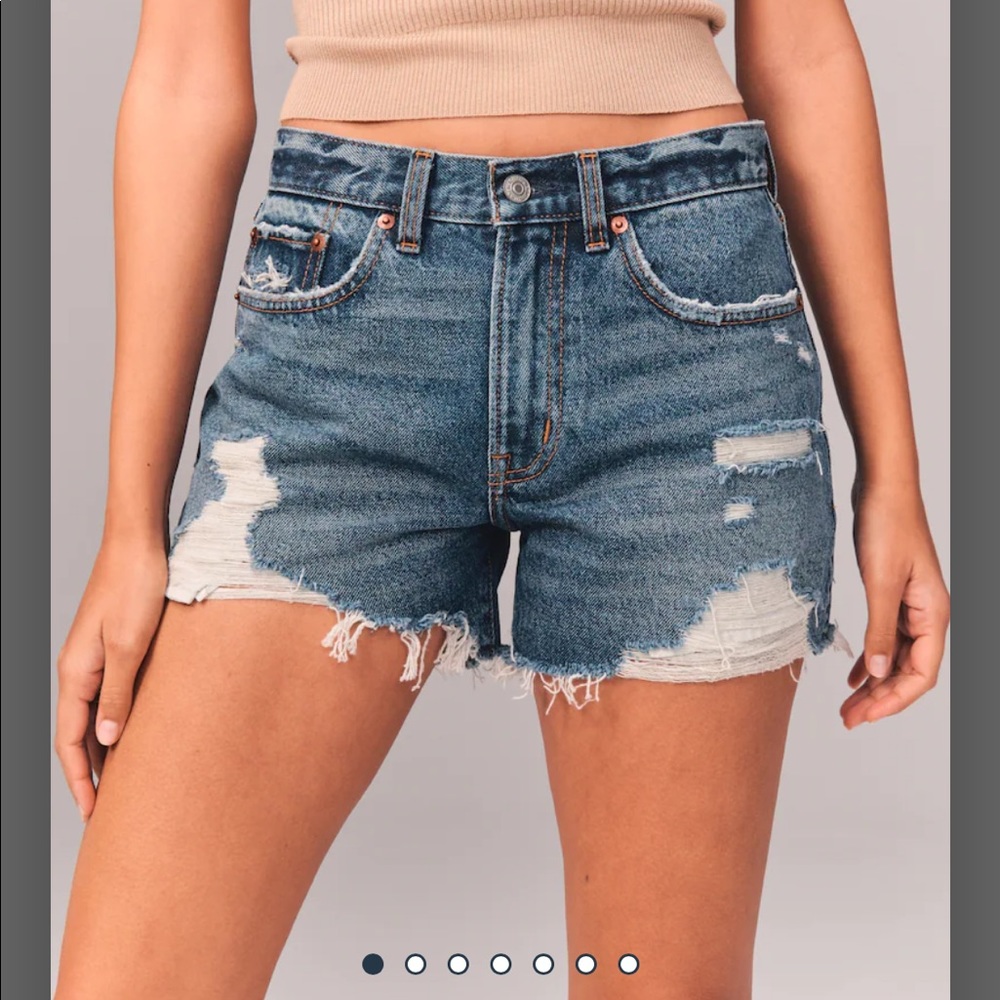 Abercrombie & Fitch Curve Love Mid-Rise BF Shorts